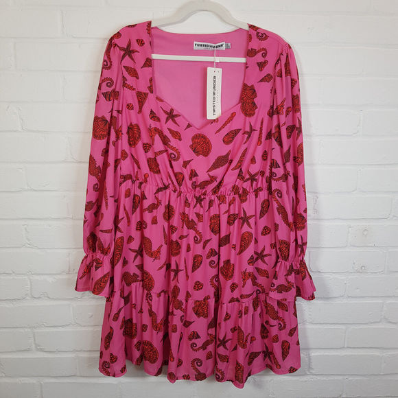 Dresses & Skirts - Twisted Wunder Pip Seashell Print Mini Dress UK 22 Pink Chiffon Funky Plus BNWT